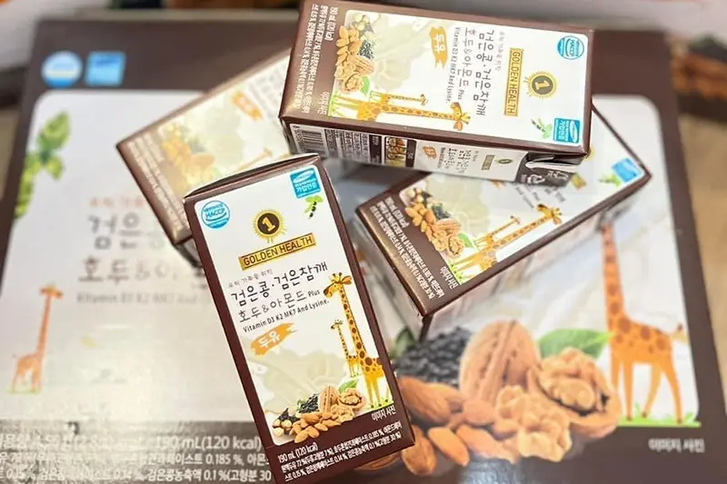 Sữa óc chó hạnh nhân Golden Health hộp 190ml – lốc 6 hộp