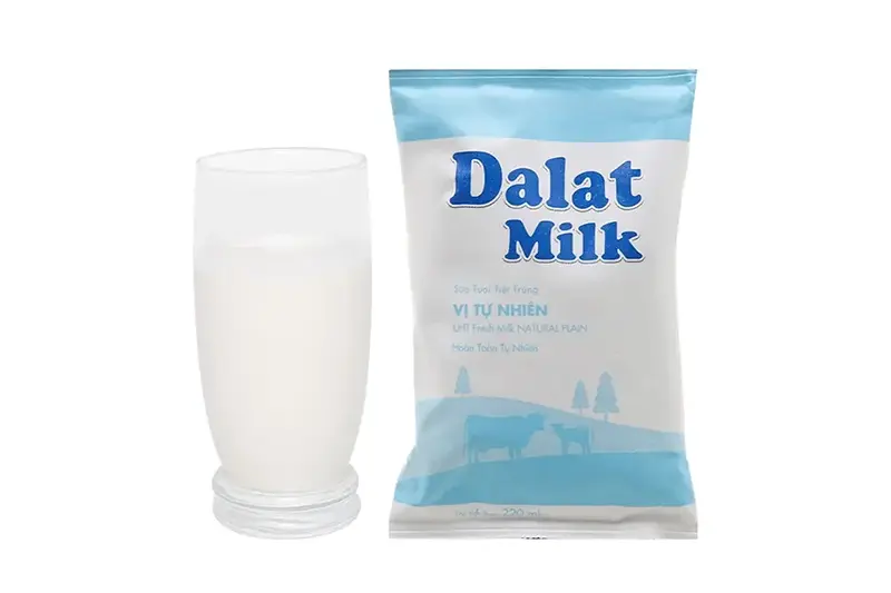 Sữa tươi tự nhiên Dalatmilk - gói 220ml