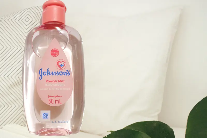 Nước hoa cho bé Johnson hồng - lọ 50ml