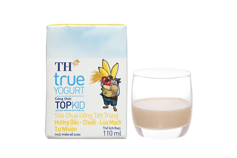 Sữa chua TH Topkid dâu chuối lúa mạch hộp 110ml - vỉ 4 hộp
