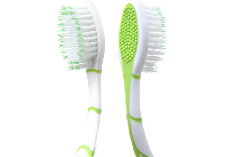 Bàn chải đánh răng P/S lông tơ sạch hiệu quả - chiếc