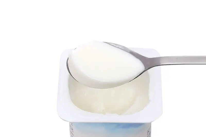 Sữa chua TH có đường hộp 100g - vỉ 4 hộp