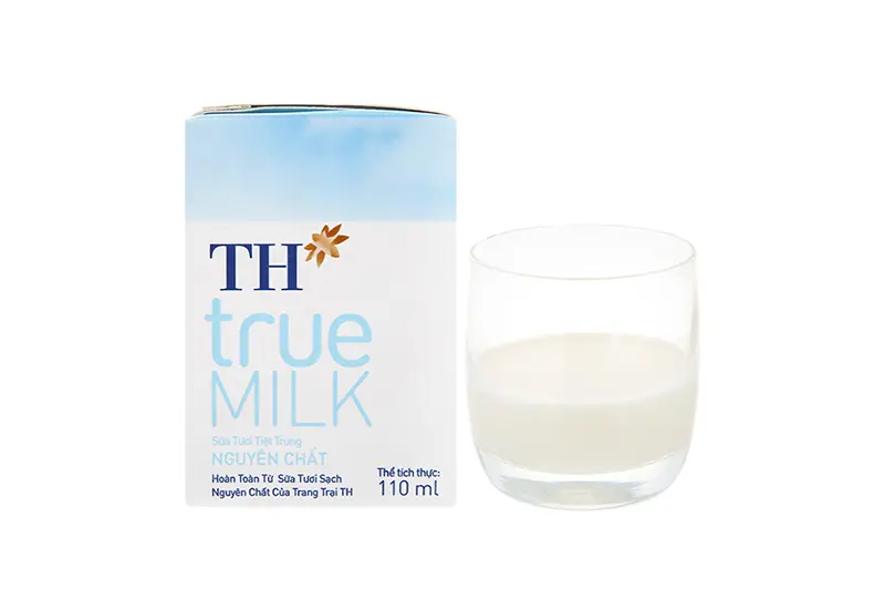 Sữa tươi TH nguyên chất hộp 110ml - vỉ 4 hộp